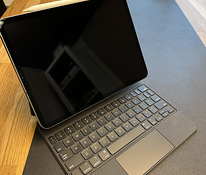 2018 Apple iPad Pro 11” (64GB) + Apple Pencil (2.gen) + Keyb
