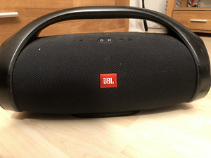 JBL Boombox 1 (2 фото из 2)