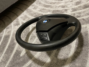 Продам руль BMW е60/е61. (2 фото из 3)