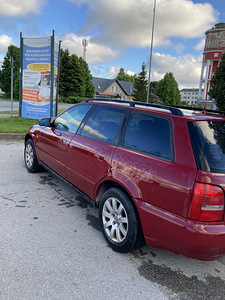 Audi a4b5 (3 фото из 10)