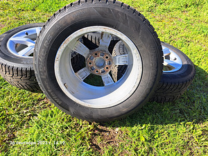 Диски Audi r16 + шипованные шины 225/60 (6 фото из 9)