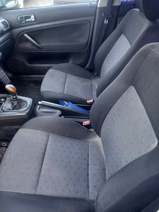 Volsvagen passat (6 foto / 8)