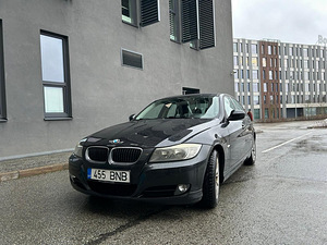 BMW 318i Продам (9 фото из 12)