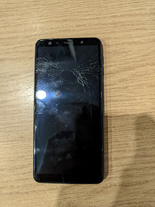 Samsung Galaxy A7 (2018) telefon (1 foto / 4)