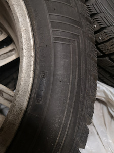 Touareg / Q7 диски и резина 255/55/18 (8 фото из 10)