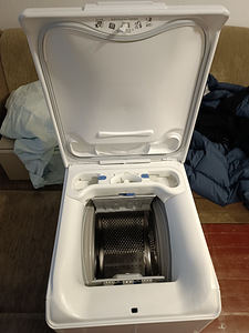 Pealtlaetav Electrolux Perfectcare 600 pesumasin 7kg (2 foto / 2)