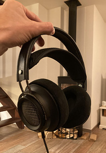 Philips Fidelio X2HR (1 foto / 1)