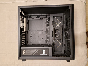 FULLTOWER korpus Macube 550 (nagu uus) (5 foto / 5)