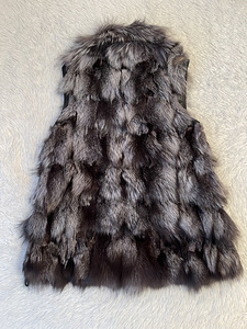 Karvane vest (2 foto / 2)