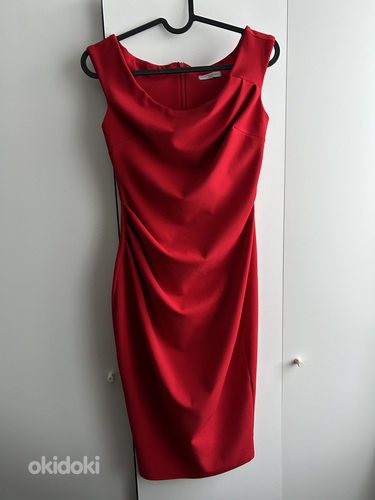 Продам красивое красное платье (фото #1)