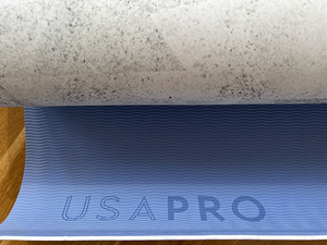 Коврик для йоги USA Pro (3 фото из 3)