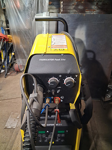 ESAB Fabricator EM 501i (5 foto / 10)