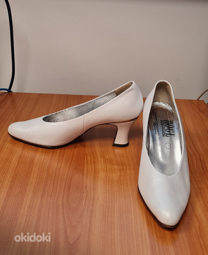 Праздничные белые туфли, размер 37,5 (фото #3)