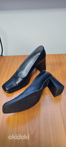 Женские черные туфли, размер 36 (фото #2)
