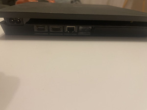 Playstation 4 slim 500gb (3 foto / 4)