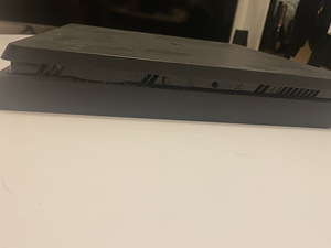 Playstation 4 slim 500gb (4 foto / 4)