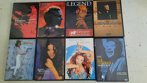 Музыкальные DVD. (3 фото из 8)