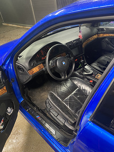 M:V BMW 530d (3 фото из 15)