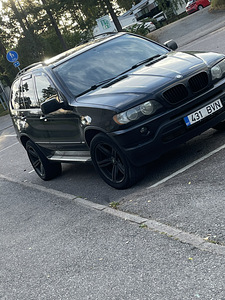 Обмен BMW x5 3.0d (2 фото из 9)