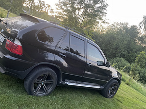 Обмен BMW x5 3.0d (3 фото из 9)