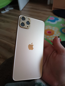 iPhone 11 pro max gold (2 foto / 5)