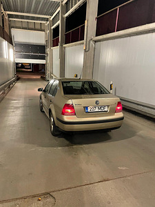Продам Volkswagen Bora (2 фото из 3)