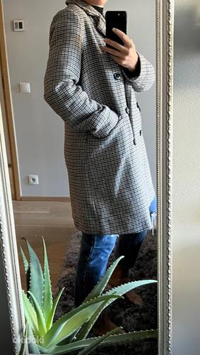 Женское пальто оверсайз (фото #3)