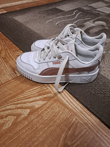 Кроссовки Puma (3 фото из 3)