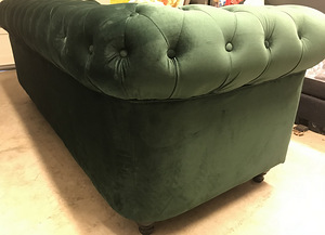 Diivan Chesterfield roheline (4 foto / 4)