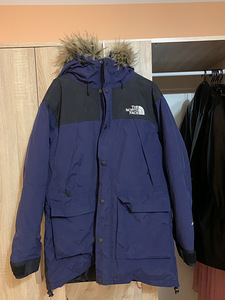 The North Face parka (1 foto / 3)