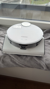Робот пылесос Samsung VR50T95735W (2 фото из 4)