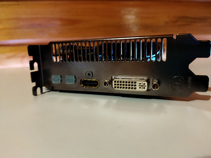 Gigabyte Radeon HD 7850 2GB WINDFORCE (4 foto / 4)