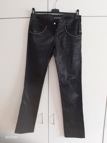Брюки / джинсы и блузки S-размера (фото #1)