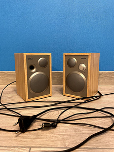 Колонки Trust 50Hz Б / у (2 фото из 3)