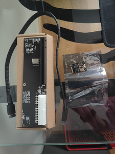 Steamdeck LCD 256gb + 1TB + Dock (8 foto / 9)