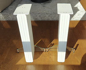 Q Acoustics Concept 20 Kõlarijalad (2 foto / 2)