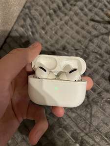Kõrvaklapid Airpods (3 foto / 3)
