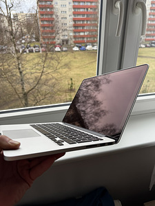 Apple Macbook Pro 13 (4 foto / 10)