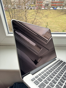 Apple Macbook Pro 13 (5 foto / 10)