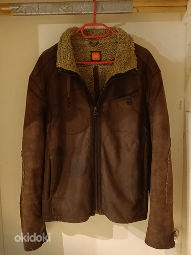 Кожаная куртка размер L (фото #2)