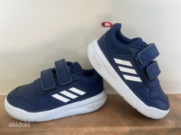 Adidase tossud