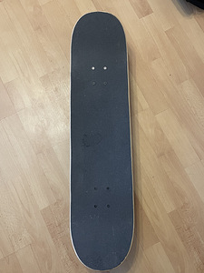 Skateboard (2 foto / 3)
