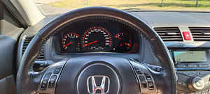 Honda Accord 2.0 114kW (9 foto / 11)