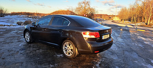 Toyota Avensis 2.0 112kW (6 foto / 10)