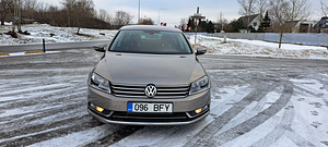 Volkswagen Passat Highline 2.0 155kW (2 foto / 15)