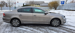 Volkswagen Passat Highline 2.0 155kW (8 foto / 15)