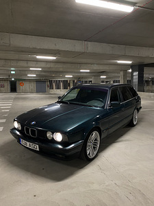BMW E34 (1 фото из 9)