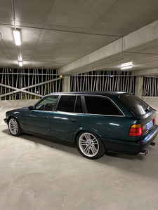 BMW E34 (7 фото из 9)