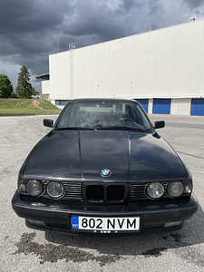 BMW E34 2.0 110KW 1990 (2 фото из 11)