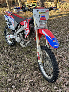 Honda crf 250x 2007 (3 foto / 6)
